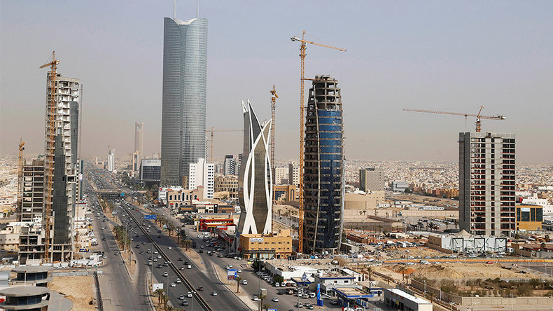 Saudi Arabia to shelve infrastructure projects costing billions as cheap oil bites
