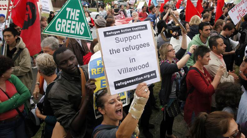 VP Pence vows to honor refugee deal with Australia, which Trump had called ‘dumb’