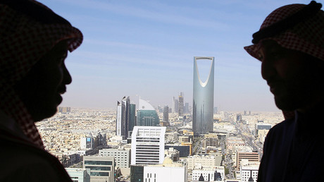 Saudi February crude oil exports drop to 21-month low