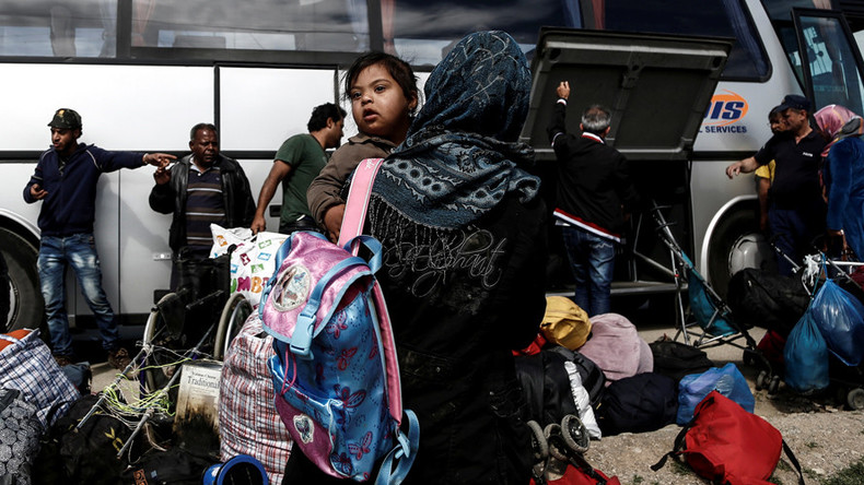 East Europeans resentful about taking in Syrian refugees, Muslims less so – poll