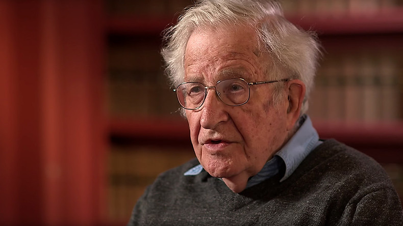 ‘Trump’s only ideology is ‘me’, deeply authoritarian & very dangerous’ – Noam Chomsky