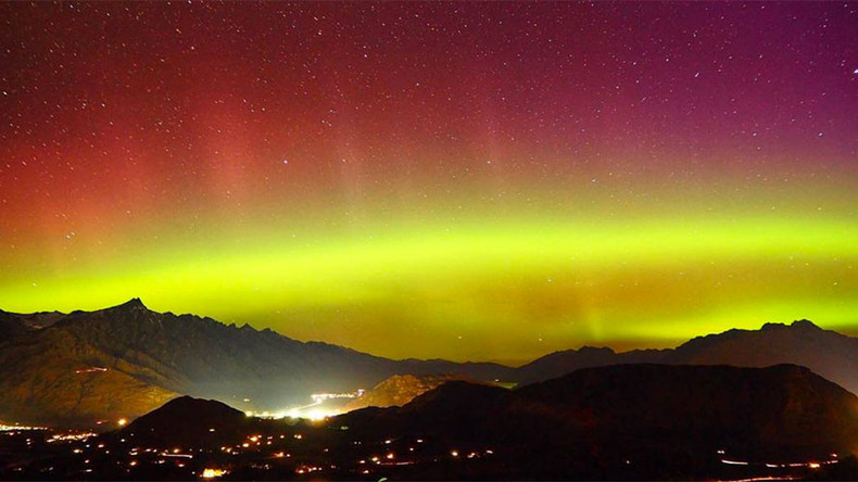 Stunning ‘southern lights’ illuminate night sky above New Zealand (PHOTOS, VIDEO)