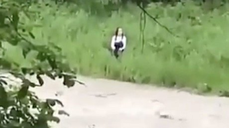 Russian girl jumps into turbulent river to complete ‘Blue Whale’ suicide challenge (VIDEO) 