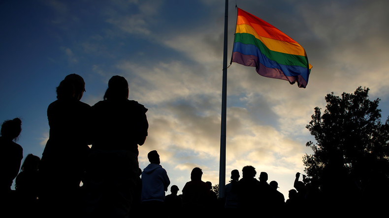 New Ontario law allows govt to seize children if parents oppose their ‘gender identity’ 
