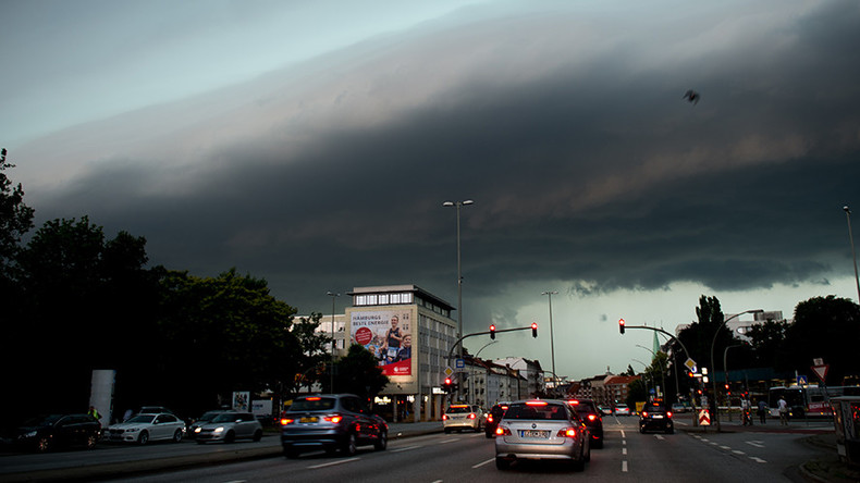Tornado tears through Hamburg after extreme heat wave (PHOTOS, VIDEOS)