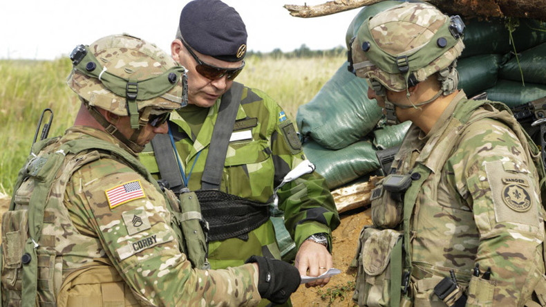 $700bn Pentagon bill funds US presence in E. Europe & weapons for Ukraine