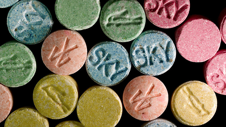 Pills not pints: UK set to conduct first-ever trial for treating alcohol addiction with MDMA