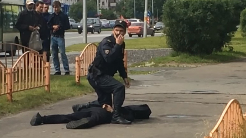 Knife attack in Russian city of Surgut, 7 injured, assailant killed by police (PHOTOS, VIDEO)