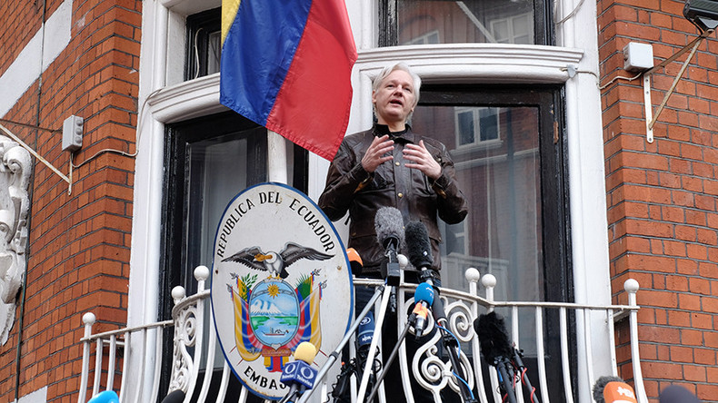 Russian diplomatic property in America ‘inviolable’, Assange tells US