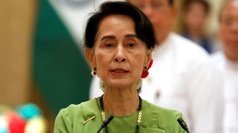 400k+ sign pro-Rohingya petition to strip Suu Kyi of Nobel Prize