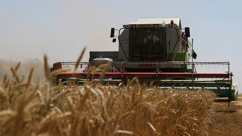 Putin wants Russia to become world's biggest exporter of Non-GMO food