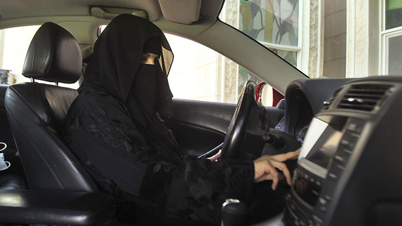 Saudi King issues decree allowing women to drive 