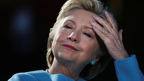 Assange tweet-trolls ‘future president’ Clinton with 2016 repost on eve of her 70th birthday