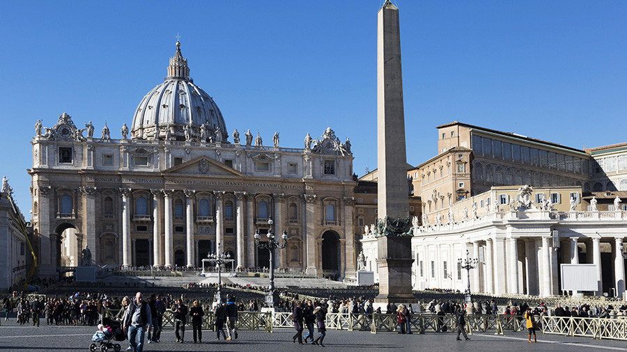 ISIS-linked propaganda poster threatens Christmas attack on the Vatican
