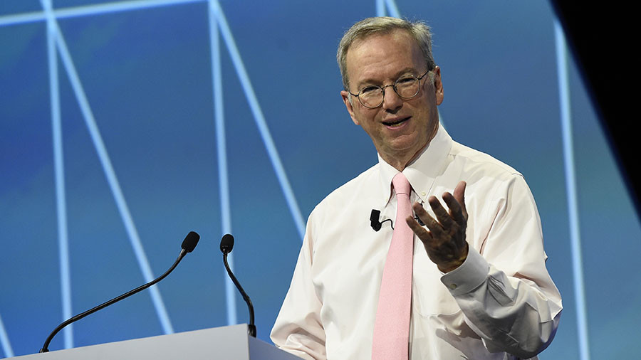 Google’s Eric Schmidt, arbiter of news, has long history with Obama & Clinton 