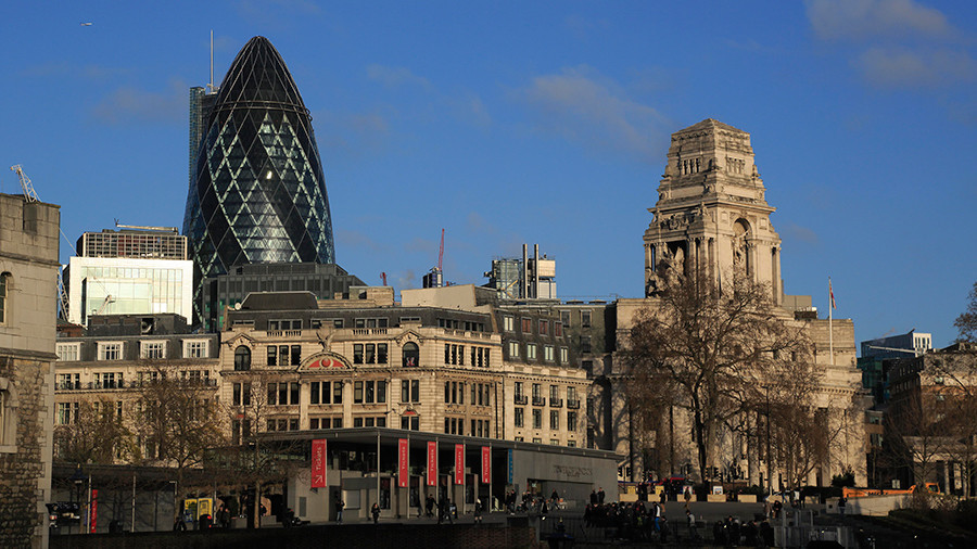 London's iconic Gherkin placed on lockdown as bomb disposal police examine suspicious vehicle