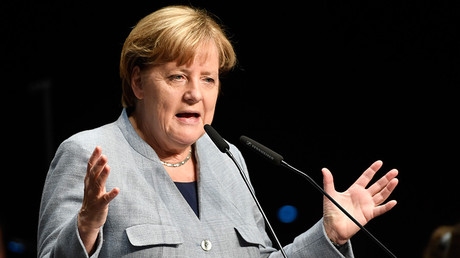 Merkel says she would prefer new elections over minority govt