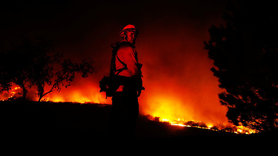 Lilac Fire: State of emergency declared in San Diego as yet another CA inferno burns homes
