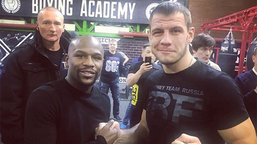 Mayweather in surprise visit to Moscow ‘Money Team’ gym amid comeback rumours
