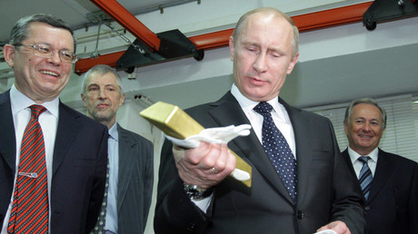 Russia-China combined gold reserves could shake US dominance in global economy - expert tells RT