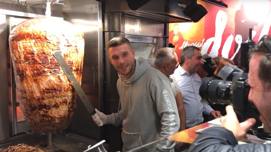 ‘5* restaurants aren’t my style’: World Cup winner Podolski serves kebabs in new shop (VIDEO)