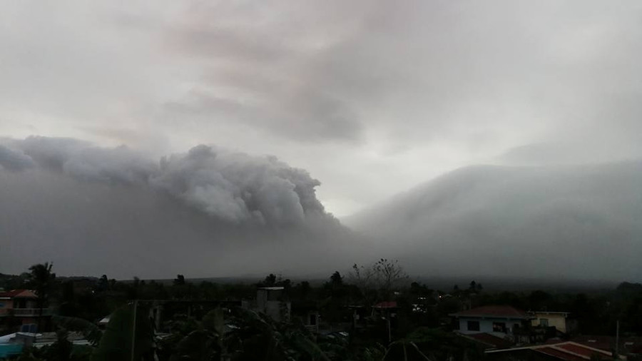 Philippines volcano alert raised to ‘critical,’ eruption possible ‘within days’ (PHOTOS, VIDEO)
