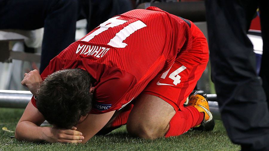 Russia international Dzhikiya suffers serious knee injury, could miss World Cup (VIDEO)