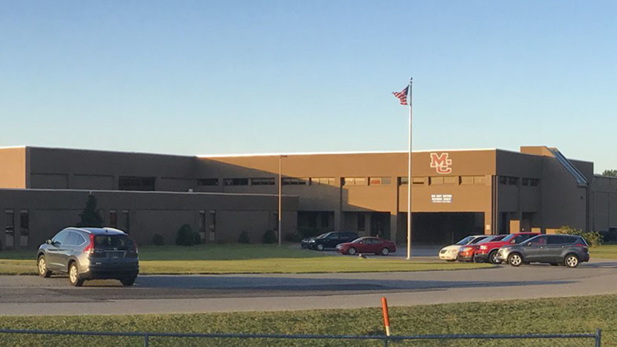 Kentucky school shooting: 2 dead, 20 injured, 15yo suspect in custody
