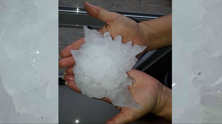 Argentinian town bombarded with giant hailstones (VIDEOS) 