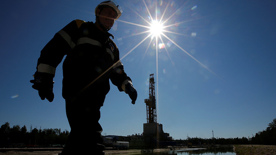 China looking to become co-owner of Russia's biggest oil company