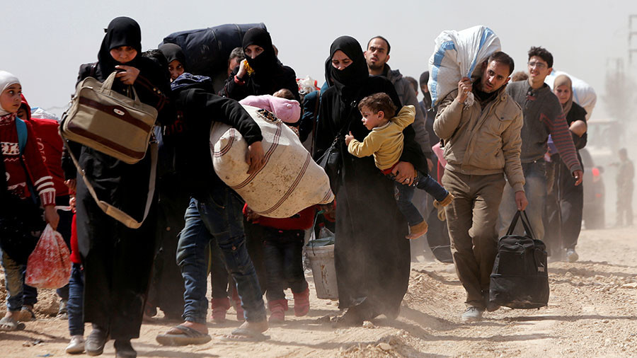 Thousands evacuated as families, injured leave E. Ghouta during ceasefire (PHOTOS, VIDEO)