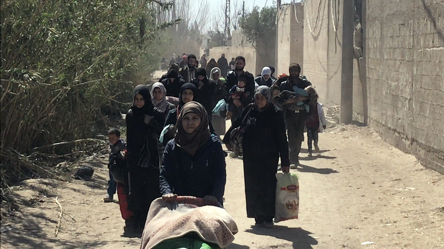More than 5,000 civilians leave Eastern Ghouta as militants begin withdrawal