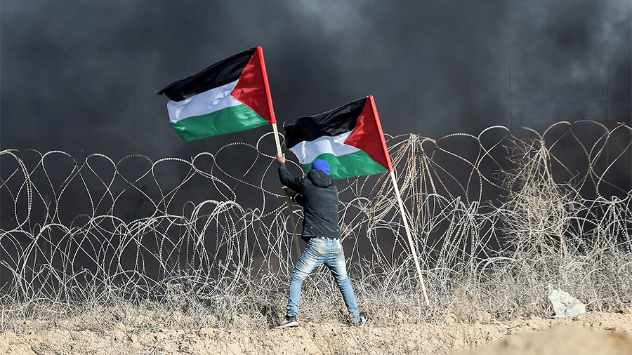 Israel calls in Air Force to target ONE ‘armed terrorist’ on Gaza border