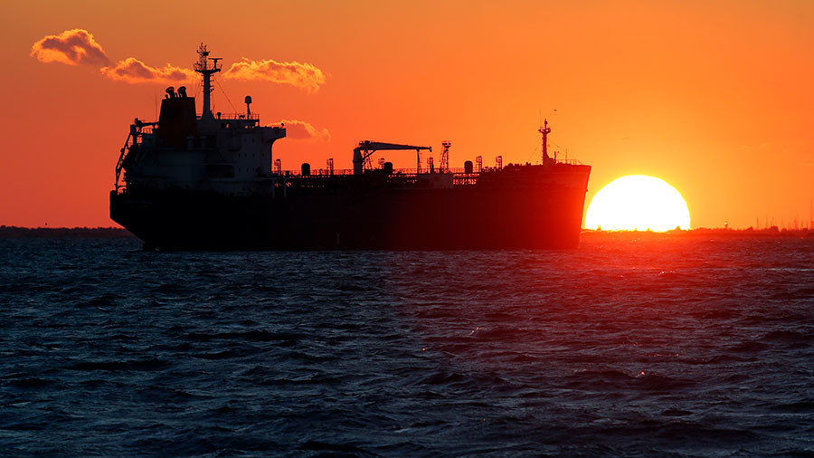 China's top oil company Sinopec cuts Saudi crude imports