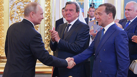 Putin puts Medvedev candidacy for PM before parliament