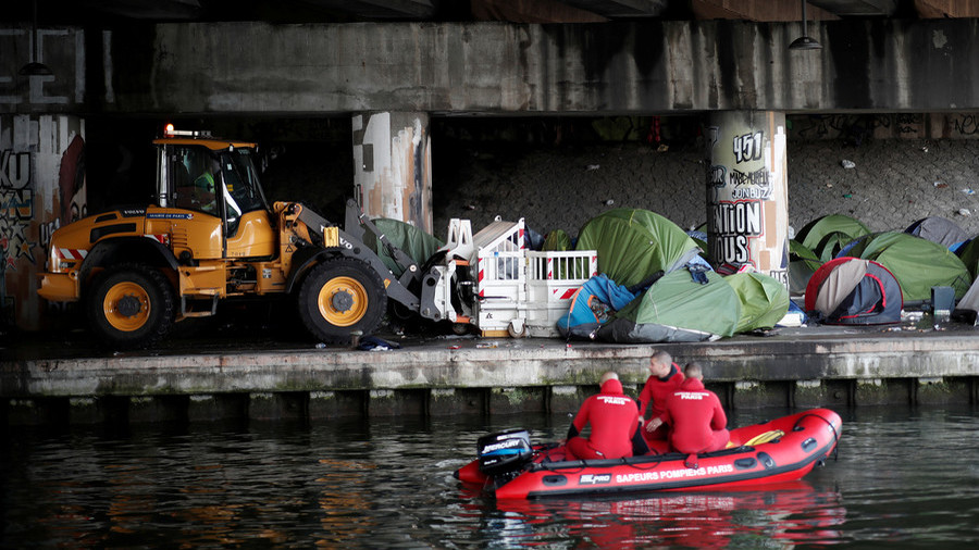 'People aren't pleased’: Posh Paris neighborhood alarmed by new migrant shelter