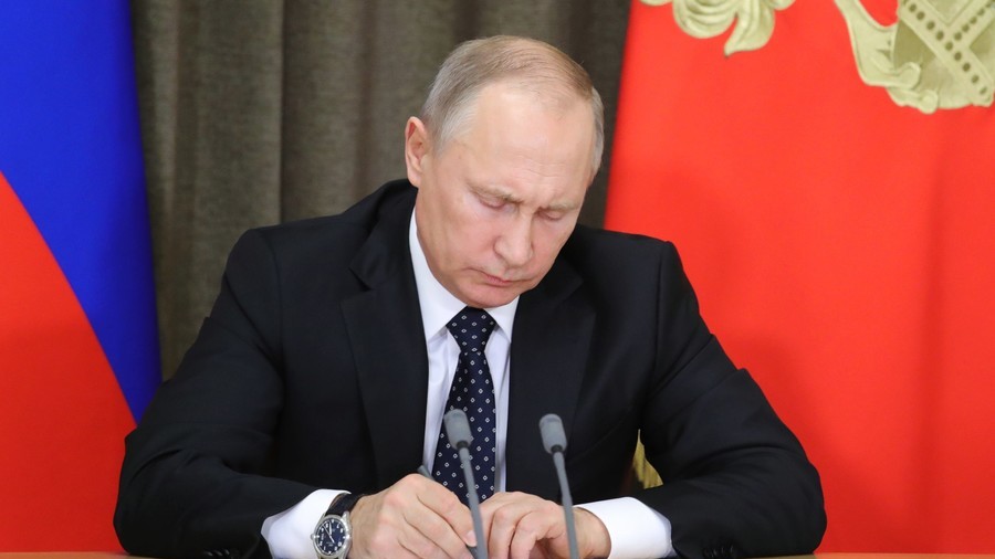 Putin signs law on countermeasures against US & its allies