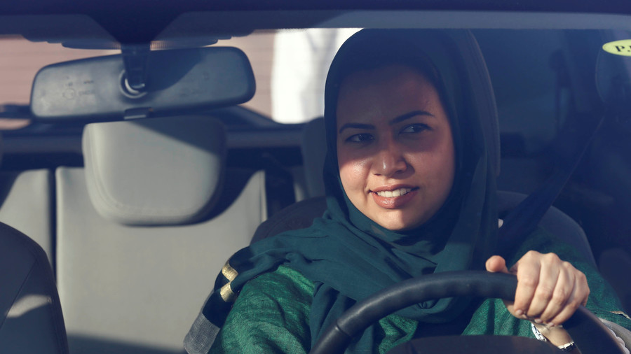 Saudi women get driving licenses – but still can't do these 8 things