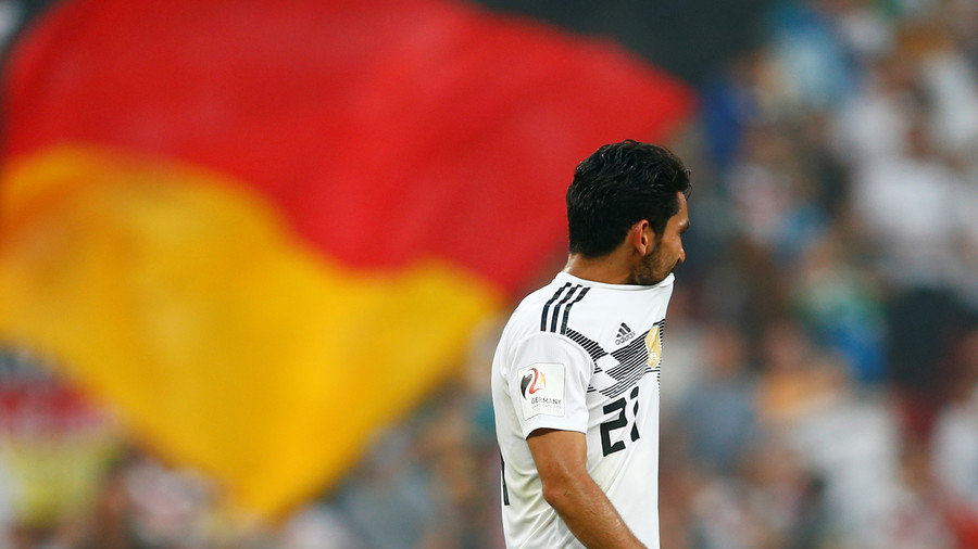 Germany’s Gundogan booed by own fans over meeting with Turkish president (VIDEO)