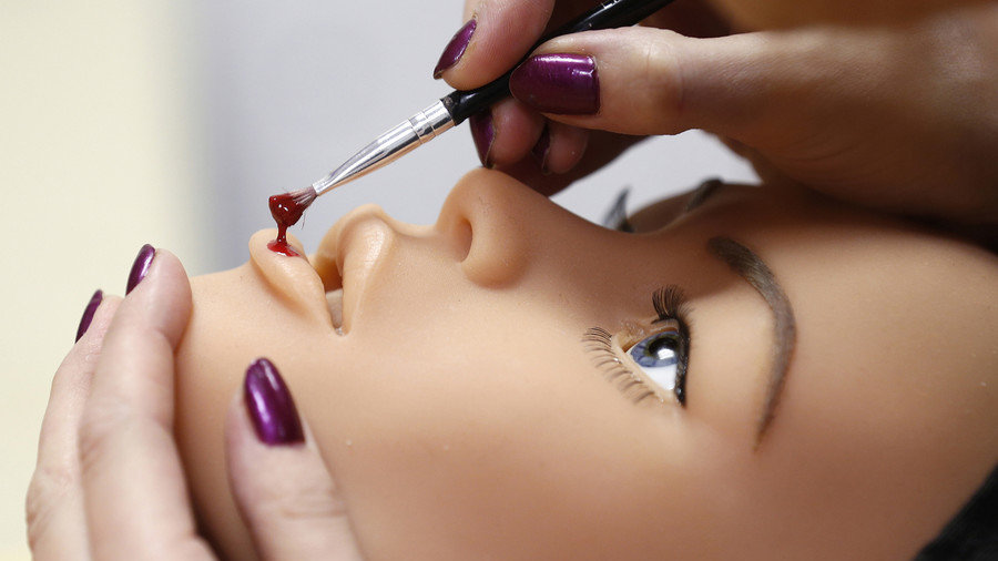 Japanese ‘facing extinction’ as humans turn to silicon sex dolls (VIDEO)