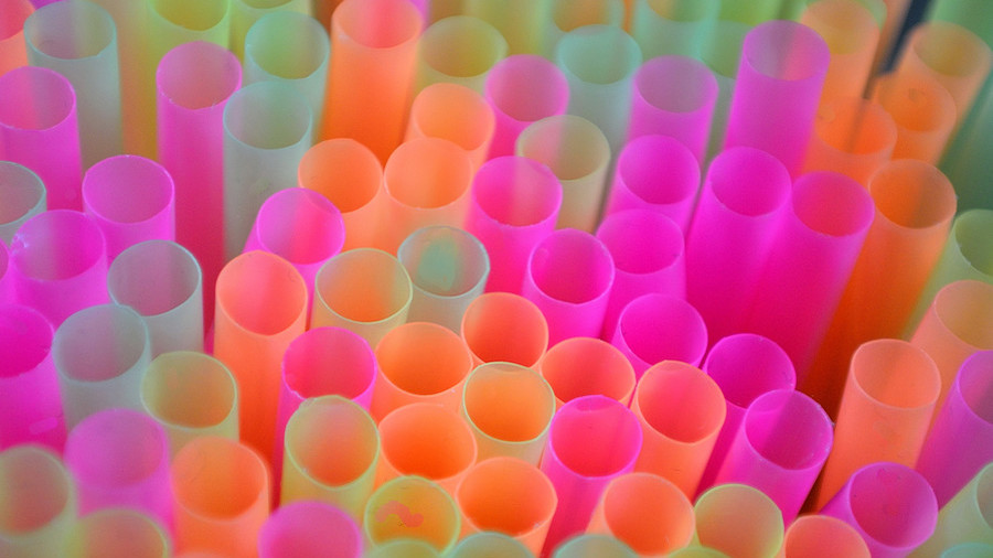 ‘Come and take it’ – Meme warriors fight California plastic straws ban ...