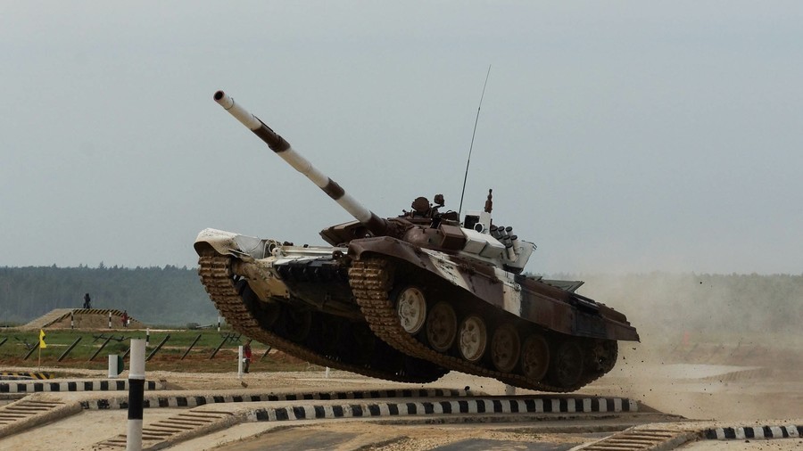 Tank biathlon: Spectacular war machine challenge kicks off on first day of Intl Army Games (VIDEO)