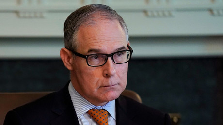 EPA chief Pruitt becomes latest Trump official to be harassed in a restaurant