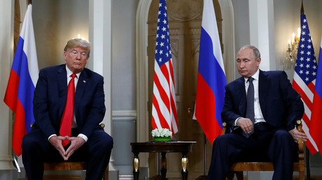 ‘Two boxers starting a match’: Trump and Putin's gestures dissected by body language expert