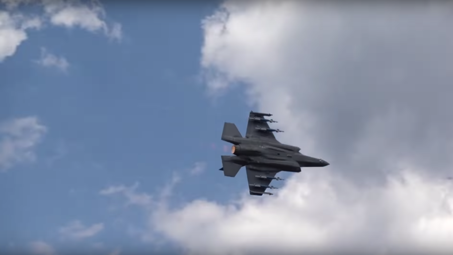 Dutch F-35 zooms over Sierra Nevada in ‘beast mode’ carrying external payload (VIDEO)