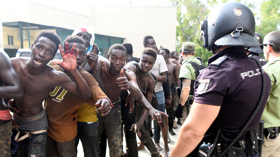 300 migrants storm Spanish exclave of Ceuta, attack police with acid (VIDEO)