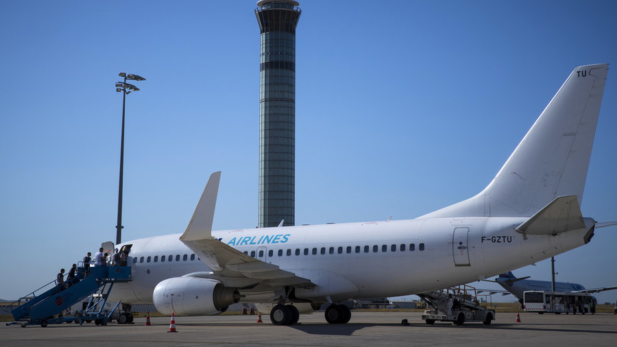Cholera fear sees 136 passengers held on board flight in France