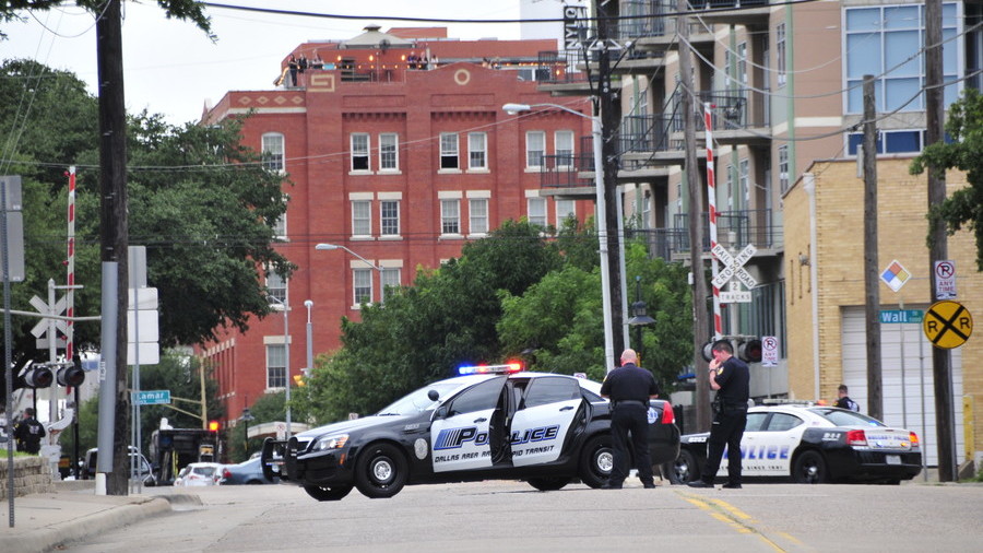 Dallas cop shoots and kills innocent man in his apartment, thought apartment was hers
