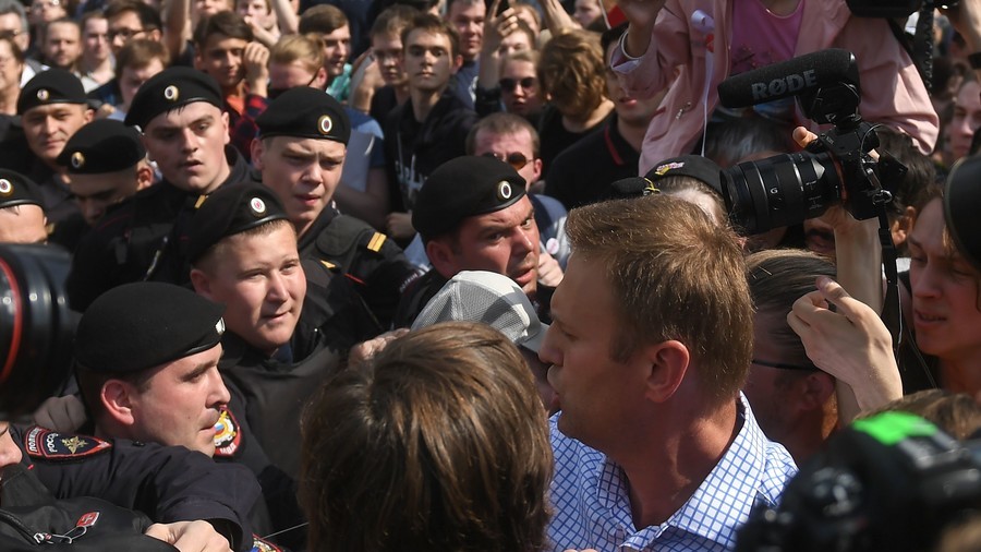 Navalny completes civil detention to face new charges of violating law on rallies
