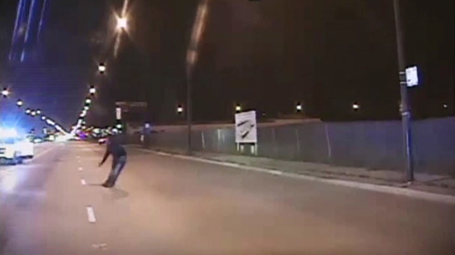 Jury finds Chicago police officer guilty of murder in Laquan McDonald shooting